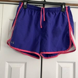 3/$12 🎉 Under Armour Running Shorts